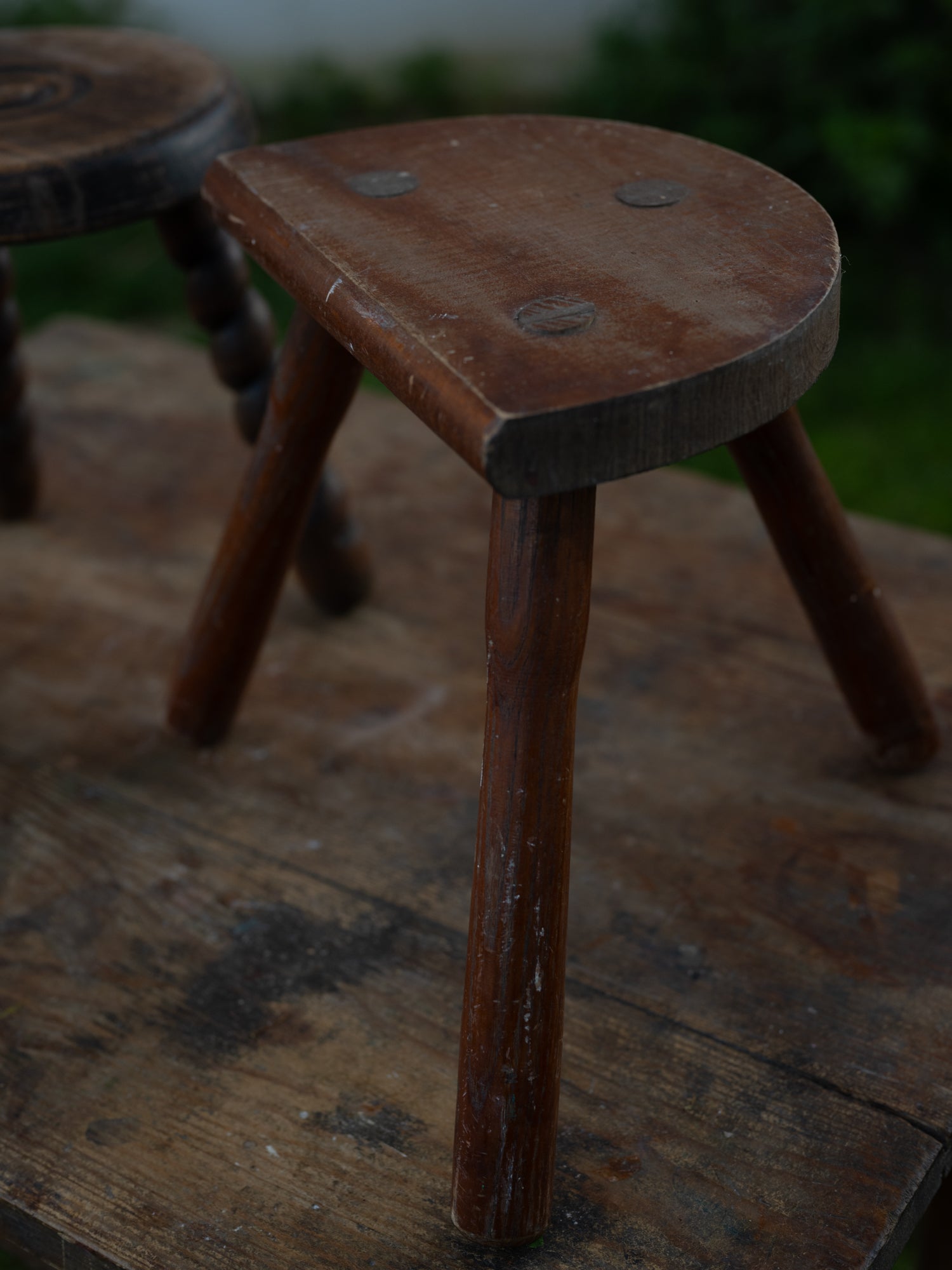 French Stool | Semi