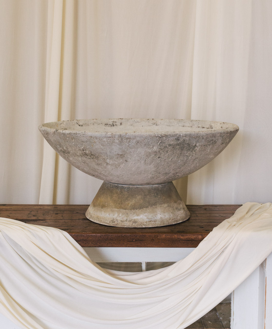 Willy Guhl Planter | Round on Stand