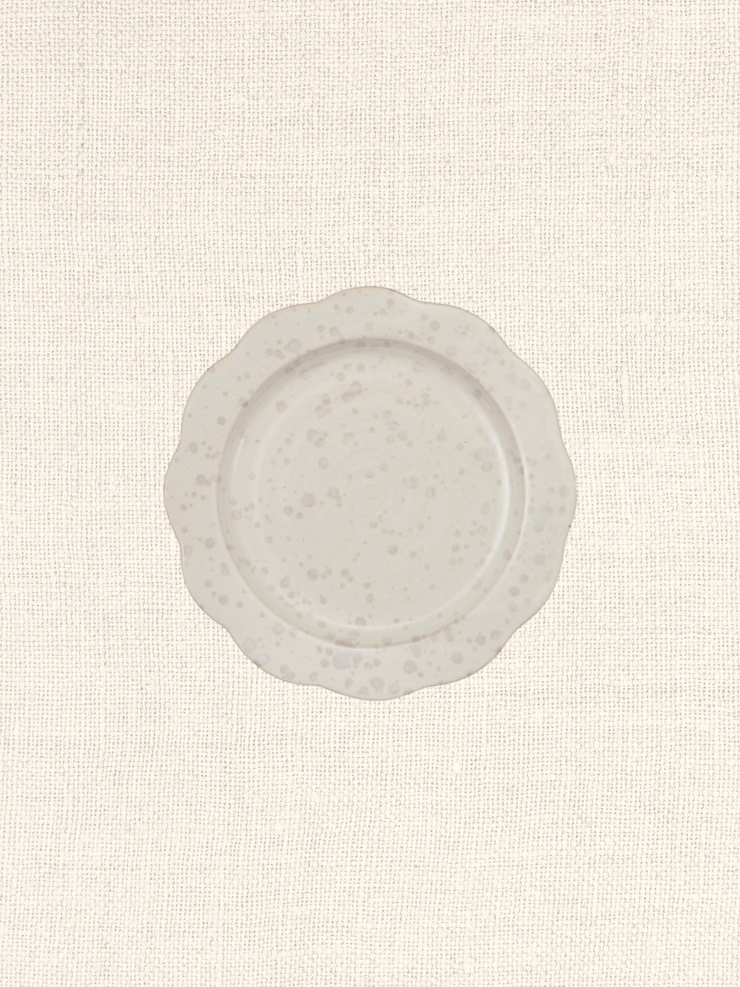 Stoneware Scalloped Plate | White Speckled | Dinner