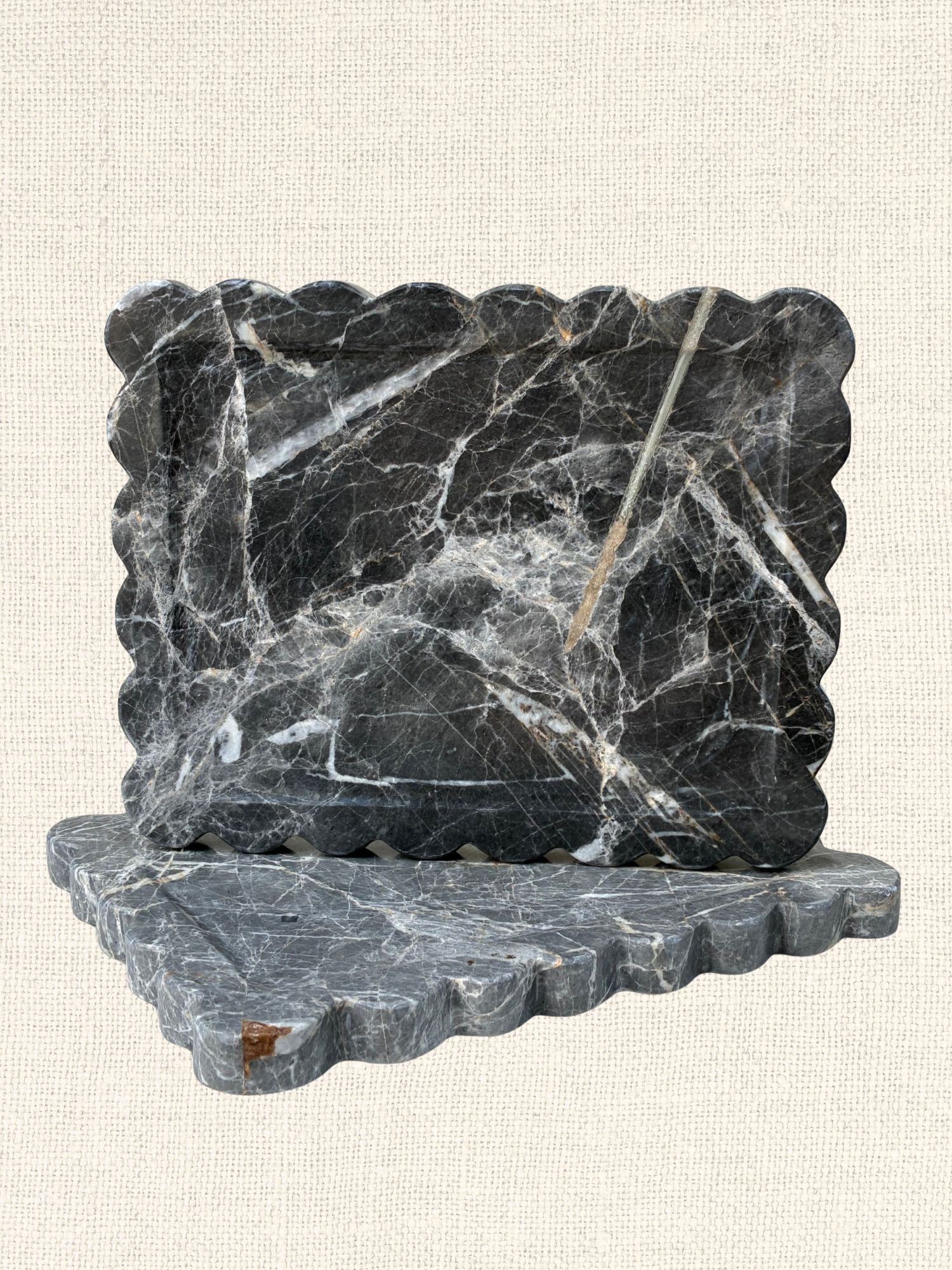 Scalloped Marble Tray | Charcoal