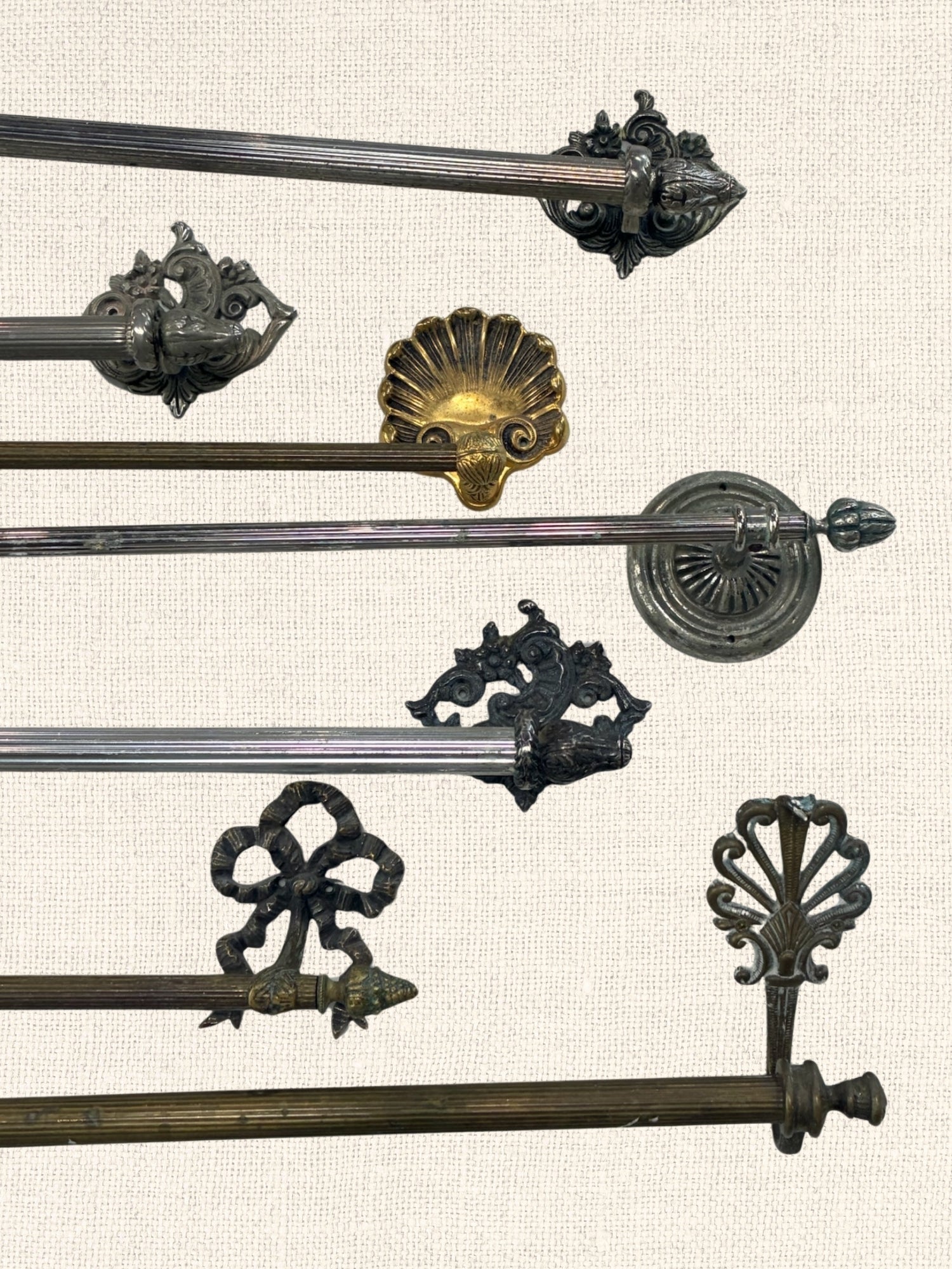 Vintage Towel Bar | Medium