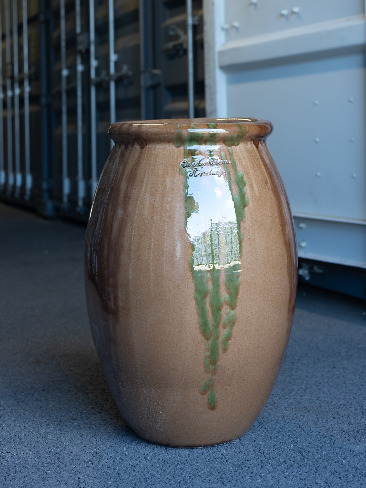 Anduze Tall Planter | Glossy Tan w/Green