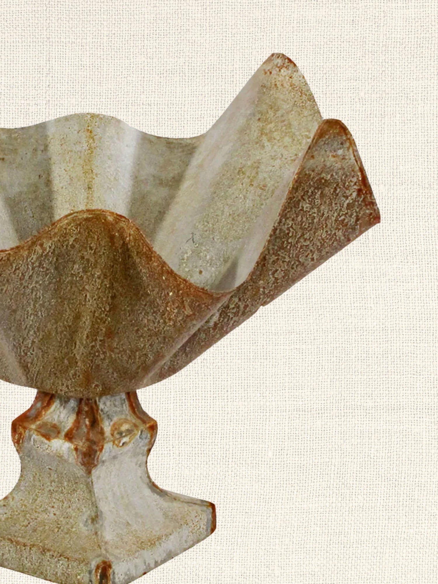 Kerchief Planter w/ Base