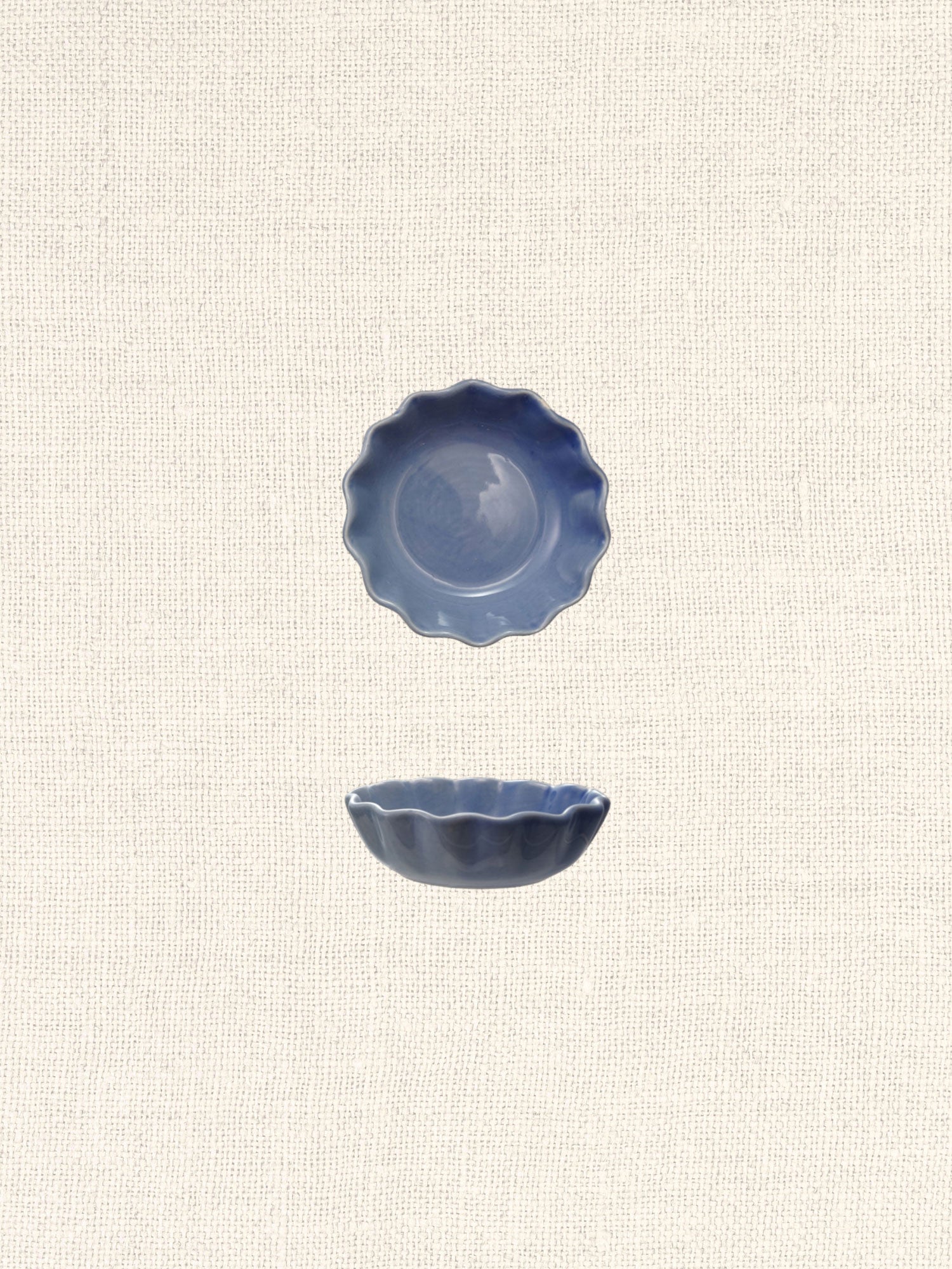 Stoneware Scalloped Bowl