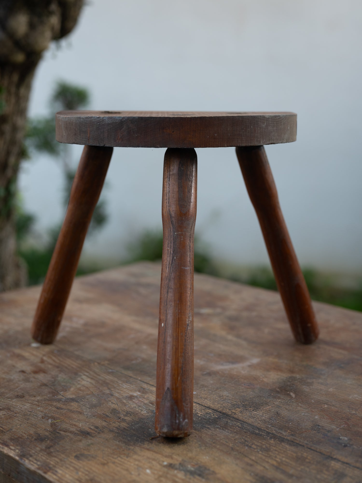 French Stool | Semi