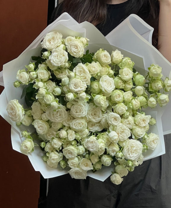 Bouquet of White Spray Roses