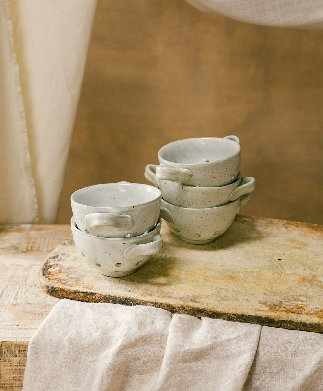 Stoneware Berry Bowl