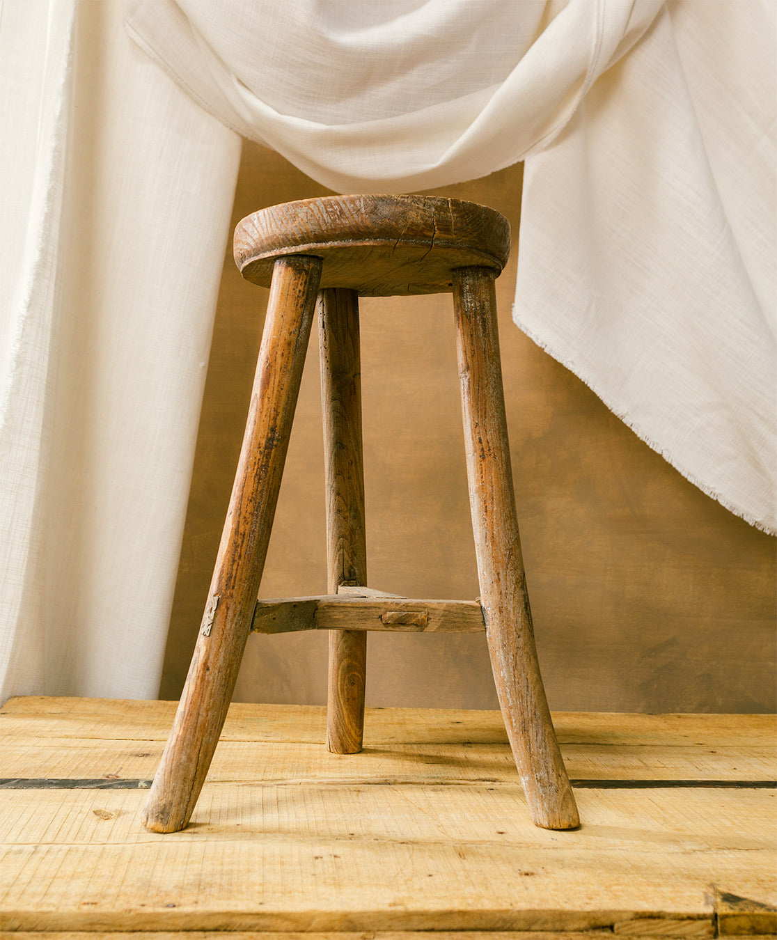 Vintage Round Stool | No. 7